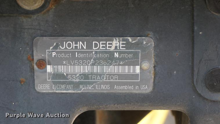 image for item DD7860 2002 John Deere 5320 tractor
