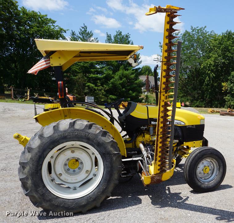 image for item DD7862 2003 New Holland TN70 tractor