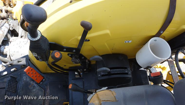 image for item DD7862 2003 New Holland TN70 tractor