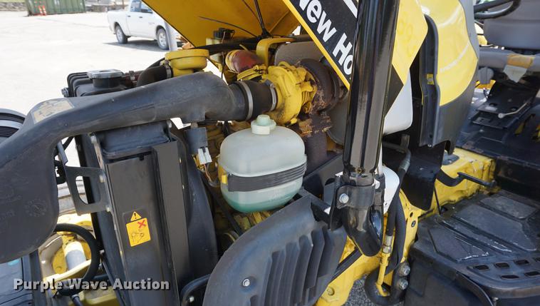 image for item DD7862 2003 New Holland TN70 tractor