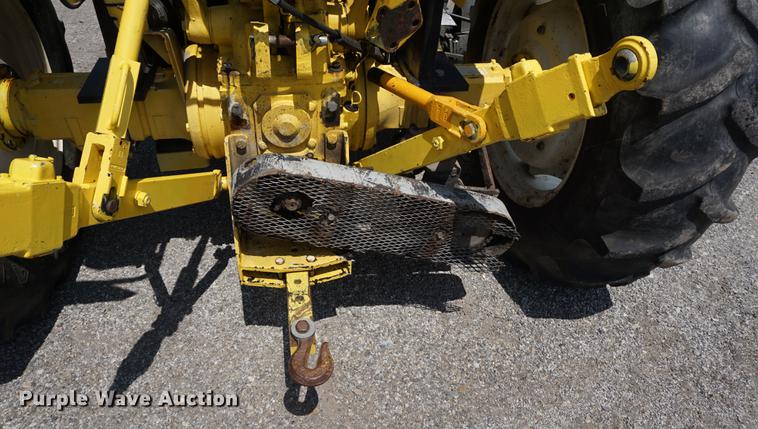 image for item DD7862 2003 New Holland TN70 tractor