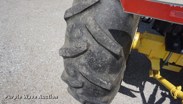 image for item DD7862 2003 New Holland TN70 tractor