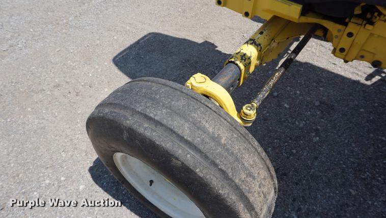 image for item DD7862 2003 New Holland TN70 tractor