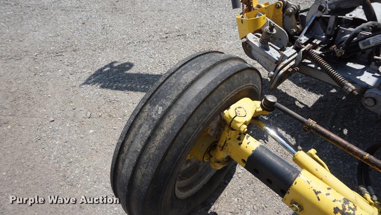 image for item DD7862 2003 New Holland TN70 tractor