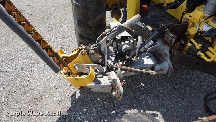 image for item DD7862 2003 New Holland TN70 tractor