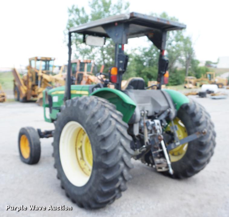 image for item DD7863 2008 John Deere 5325 tractor