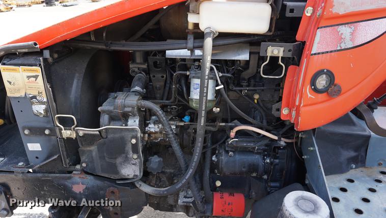 image for item DD7865 2000 Massey-Ferguson 4225 MFWD tractor