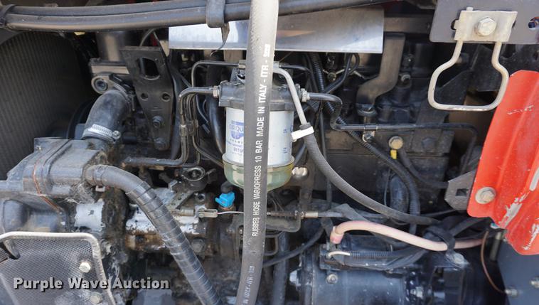 image for item DD7865 2000 Massey-Ferguson 4225 MFWD tractor