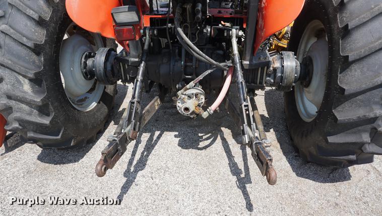 image for item DD7865 2000 Massey-Ferguson 4225 MFWD tractor