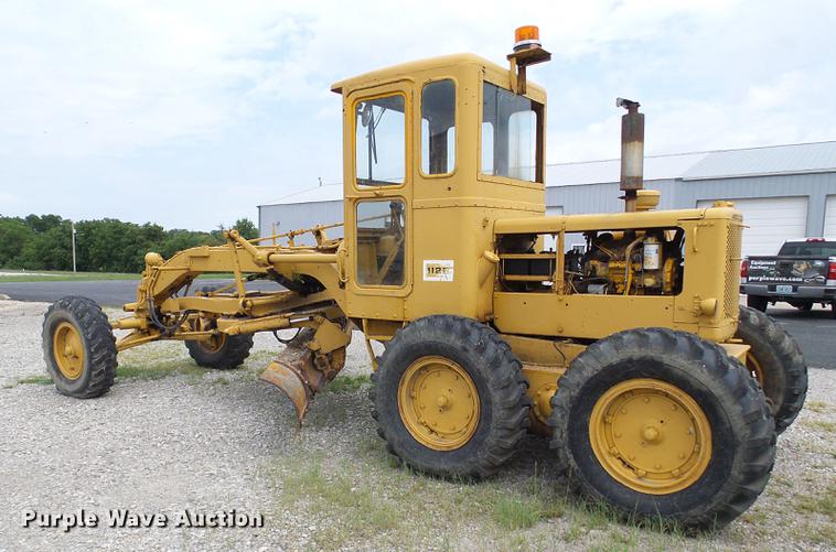 image for item DD8656 Caterpillar 112F motor grader