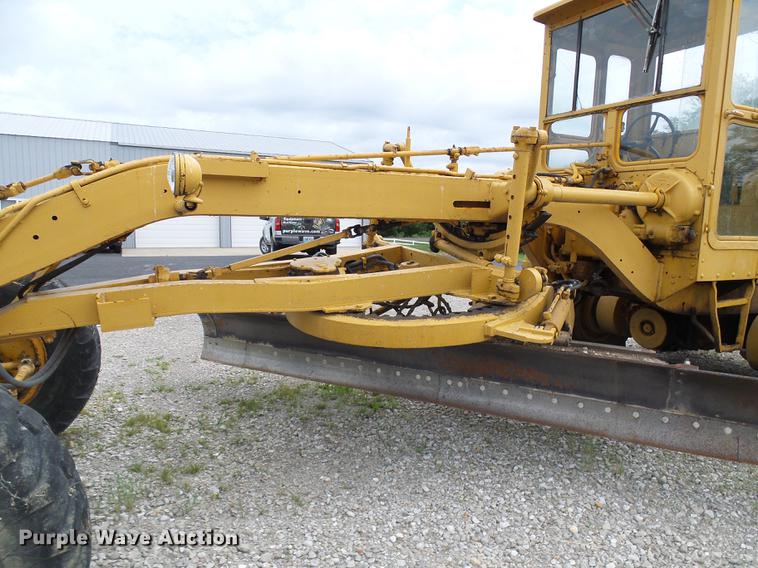 image for item DD8656 Caterpillar 112F motor grader