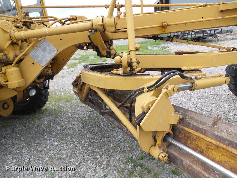 image for item DD8656 Caterpillar 112F motor grader