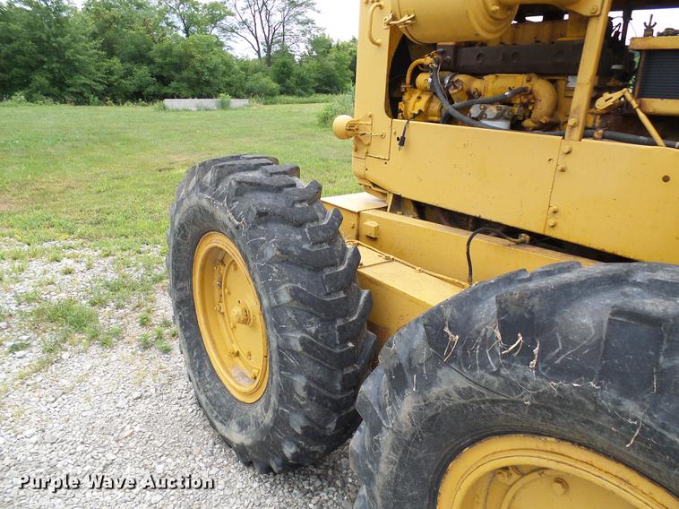 image for item DD8656 Caterpillar 112F motor grader