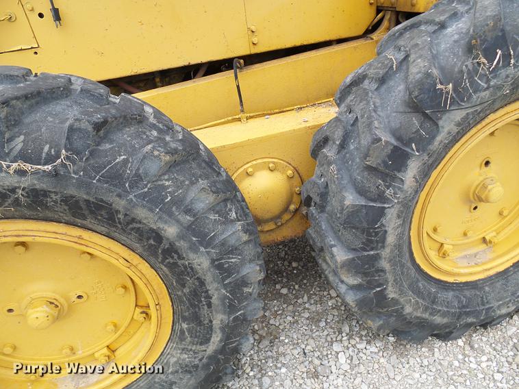 image for item DD8656 Caterpillar 112F motor grader