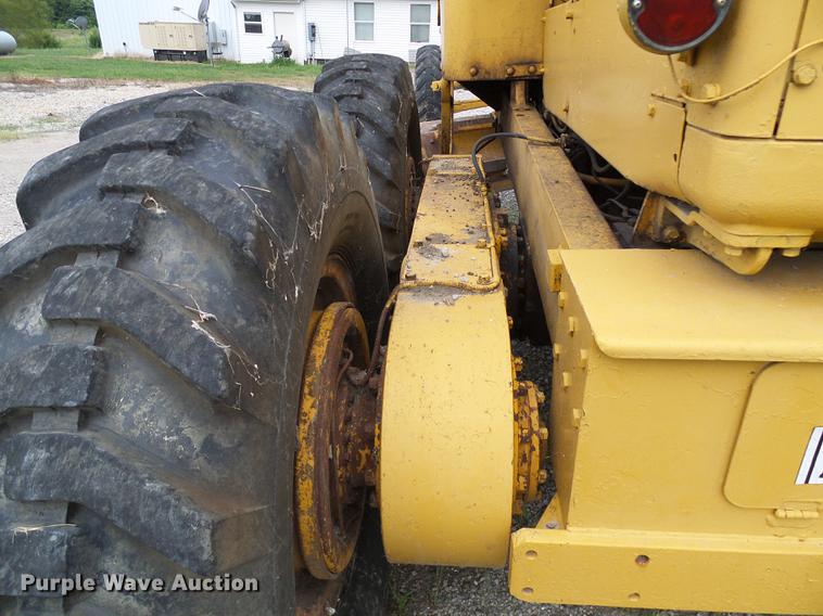 image for item DD8656 Caterpillar 112F motor grader