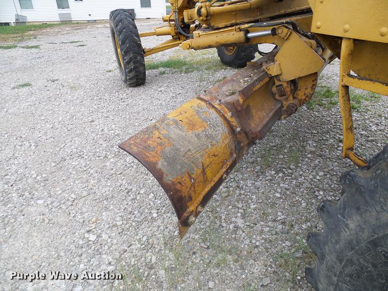 image for item DD8656 Caterpillar 112F motor grader