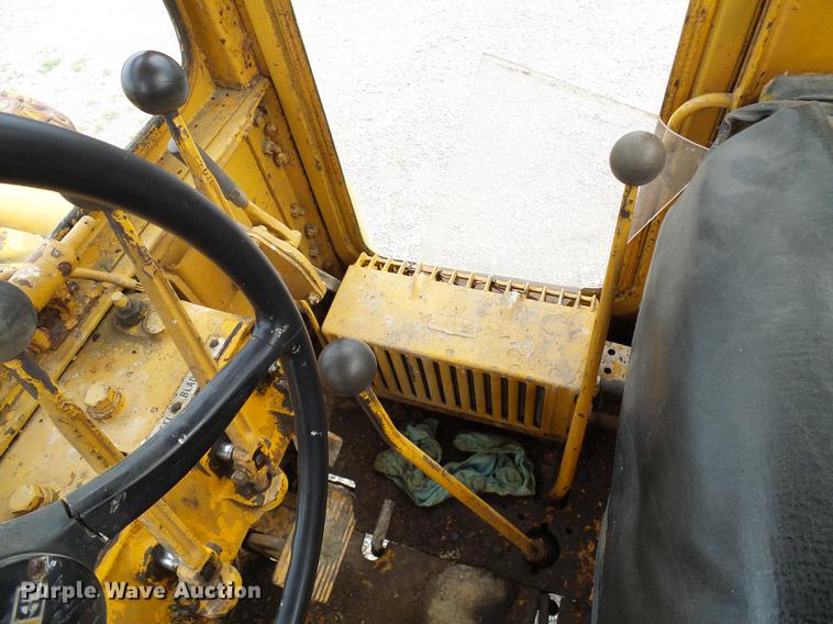 image for item DD8656 Caterpillar 112F motor grader