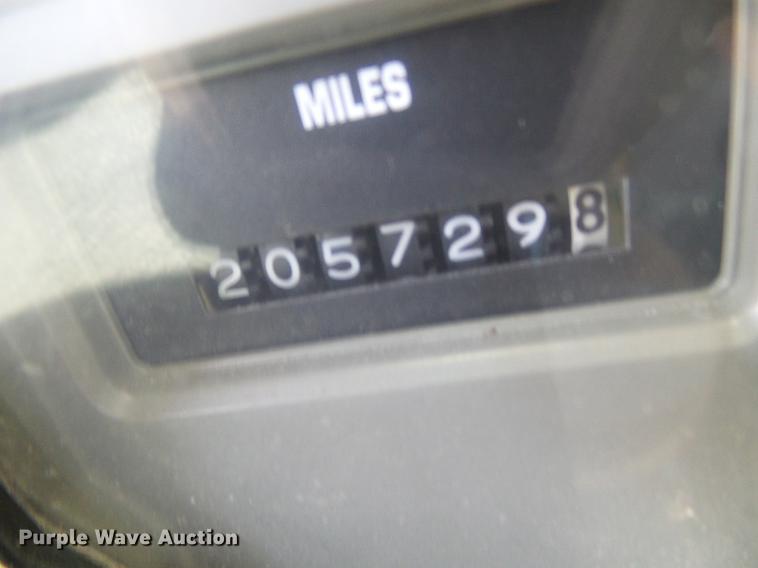 image for item DD8659 2002 International 2554 dump truck