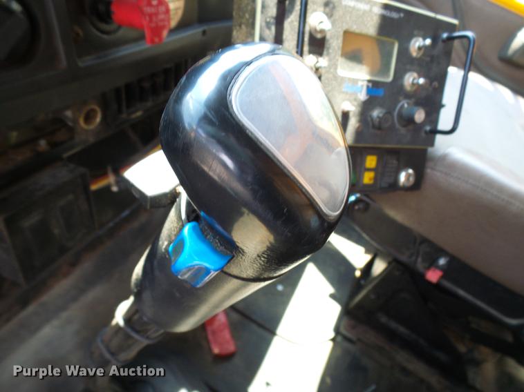 image for item DD8659 2002 International 2554 dump truck