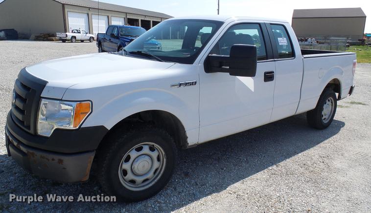 image for item DD8662 2010 Ford F150 SuperCab pickup truck