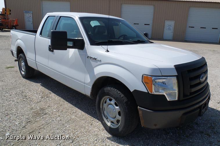 image for item DD8662 2010 Ford F150 SuperCab pickup truck