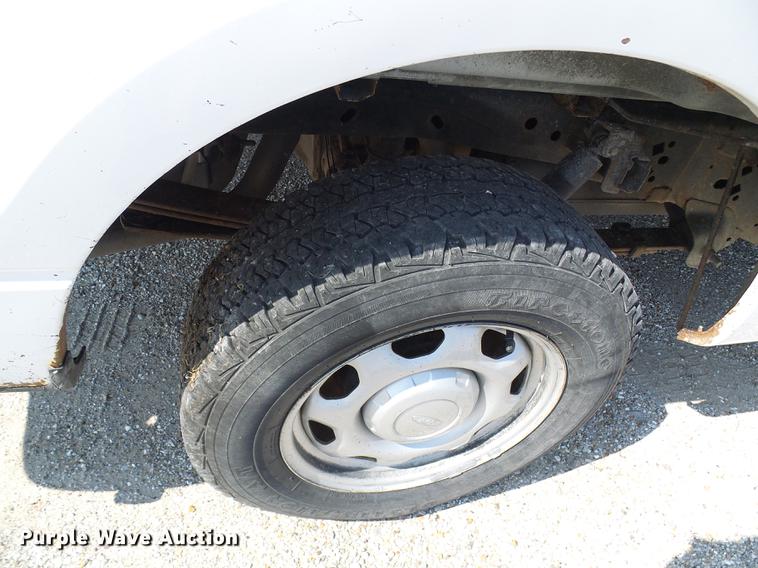 image for item DD8662 2010 Ford F150 SuperCab pickup truck