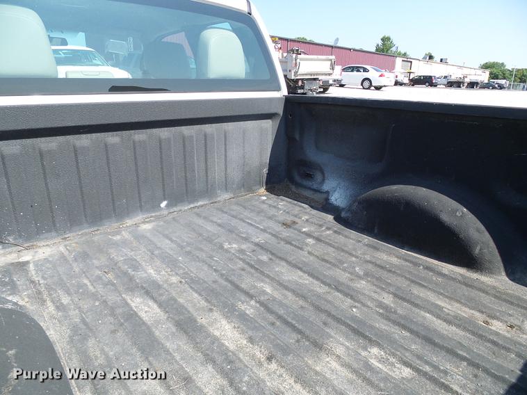 image for item DD8662 2010 Ford F150 SuperCab pickup truck