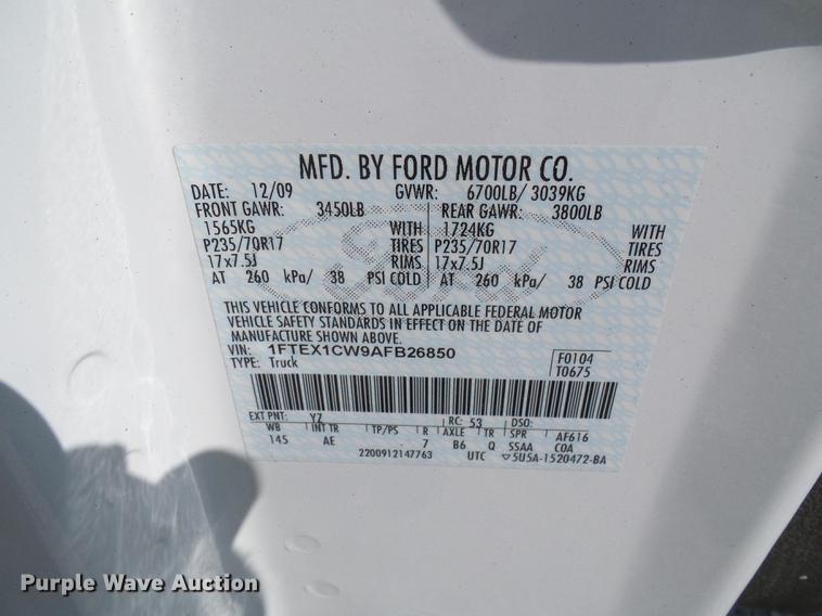 image for item DD8662 2010 Ford F150 SuperCab pickup truck