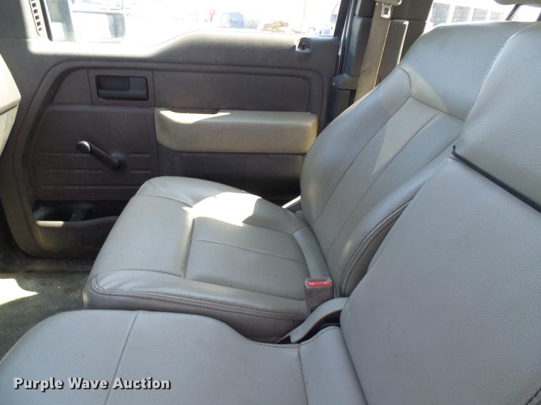 image for item DD8662 2010 Ford F150 SuperCab pickup truck