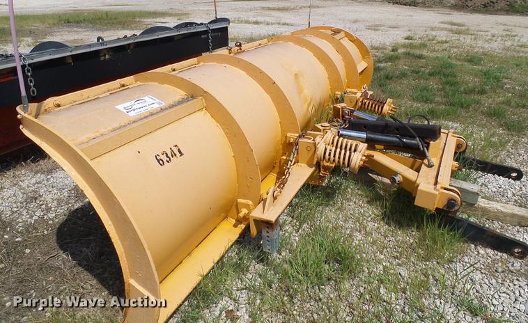 image for item DD8664 12'W snow plow