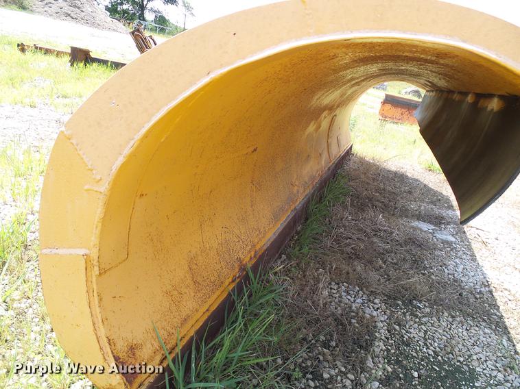 image for item DD8664 12'W snow plow