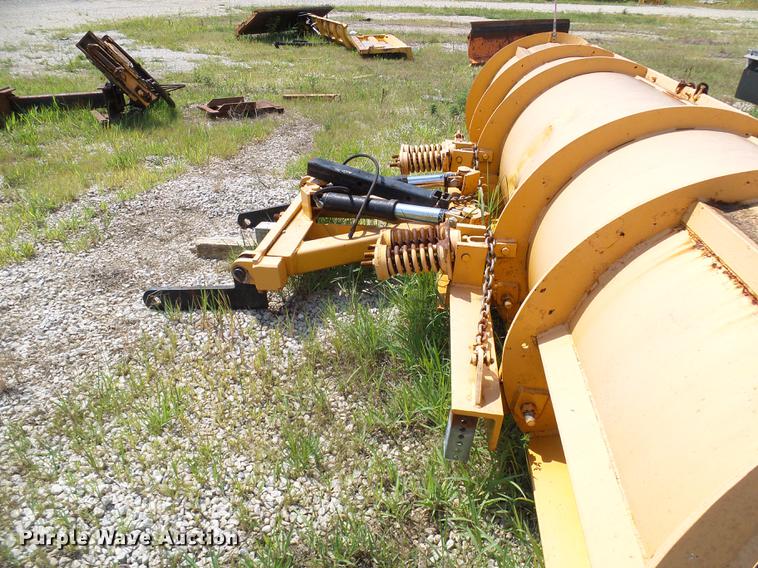 image for item DD8664 12'W snow plow