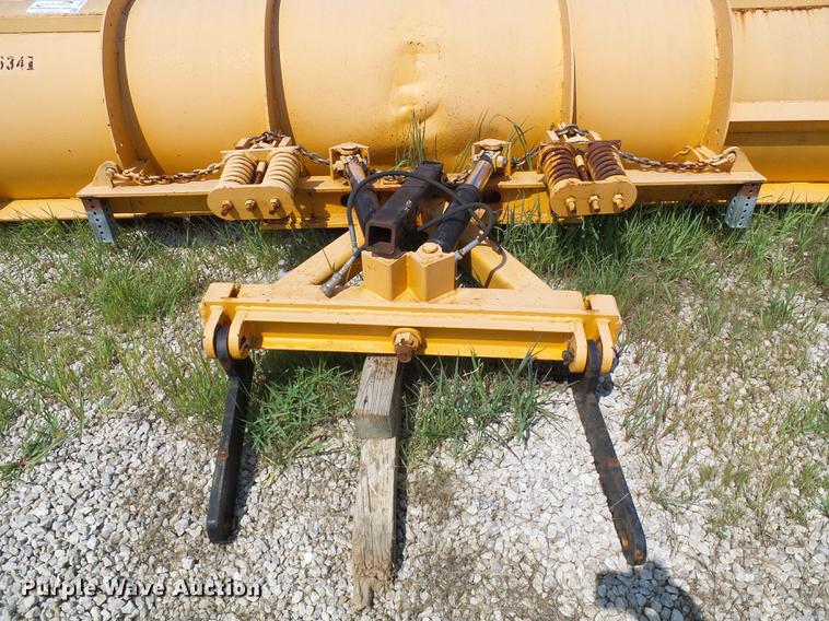 image for item DD8664 12'W snow plow