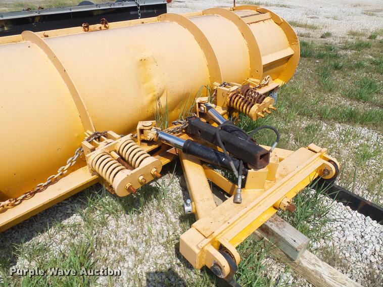image for item DD8664 12'W snow plow