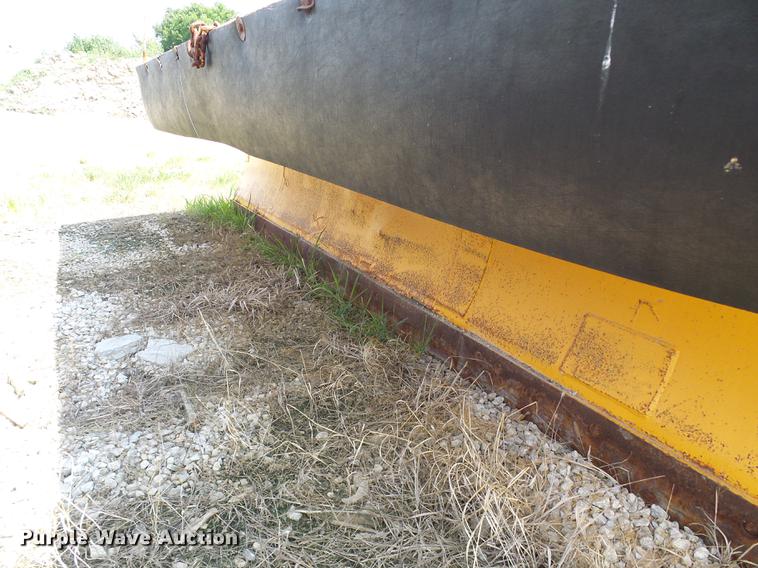image for item DD8664 12'W snow plow