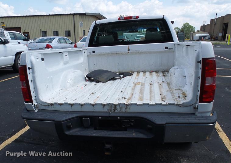 image for item DD8665 2007 Chevrolet Silverado 1500 Ext. Cab pickup truck