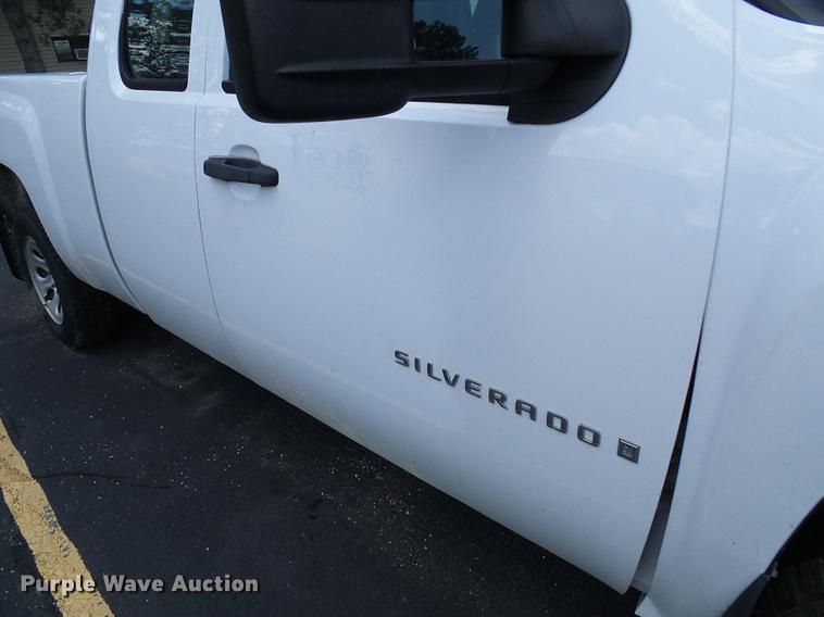 image for item DD8665 2007 Chevrolet Silverado 1500 Ext. Cab pickup truck