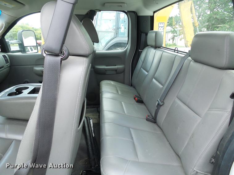 image for item DD8665 2007 Chevrolet Silverado 1500 Ext. Cab pickup truck