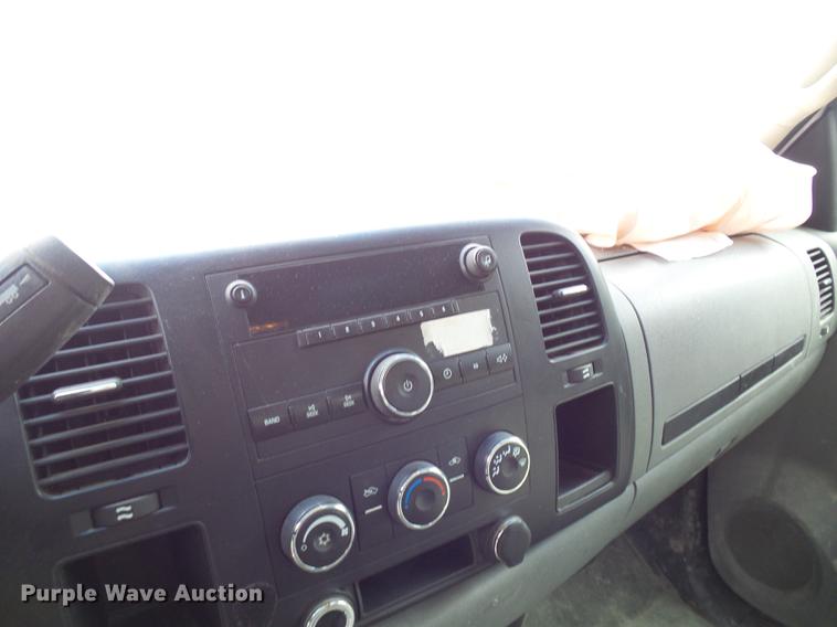 image for item DD8665 2007 Chevrolet Silverado 1500 Ext. Cab pickup truck