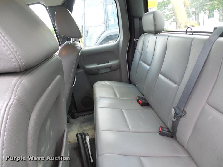 image for item DD8665 2007 Chevrolet Silverado 1500 Ext. Cab pickup truck