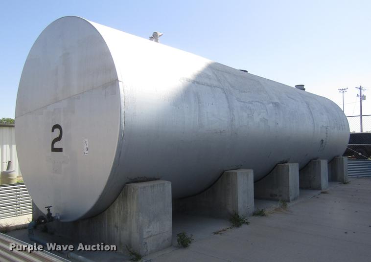 image for item DD8876 Steel fuel tank