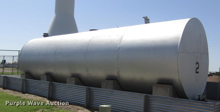 image for item DD8876 Steel fuel tank