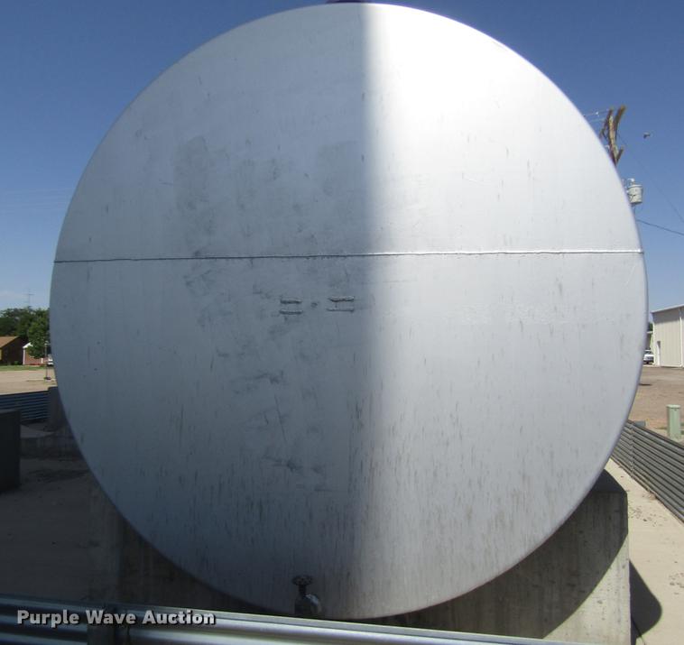 image for item DD8876 Steel fuel tank