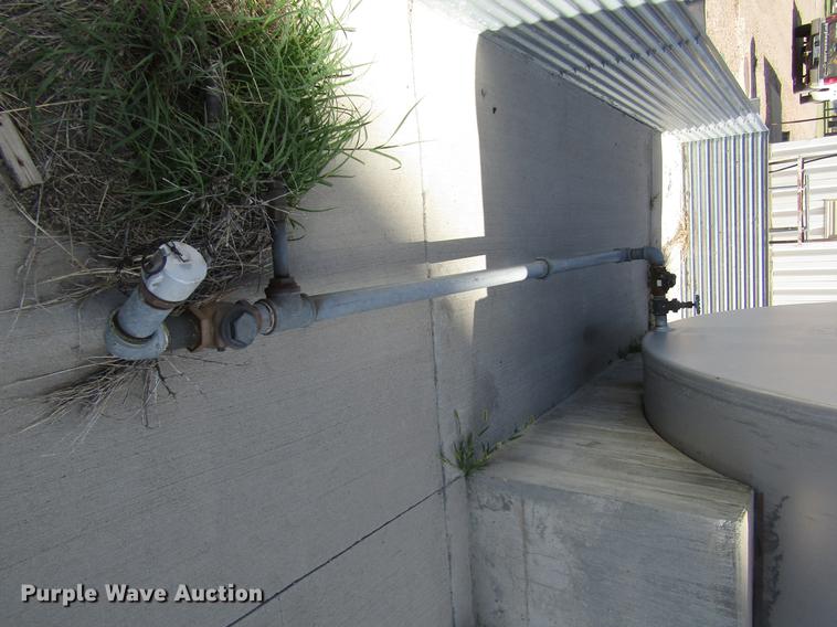 image for item DD8876 Steel fuel tank