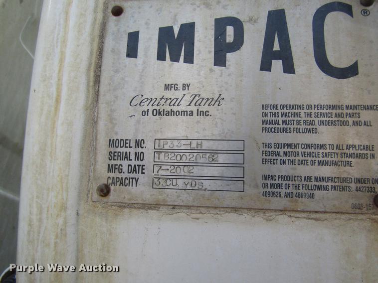 image for item DD8877 2003 Freightliner FL80 refuse truck