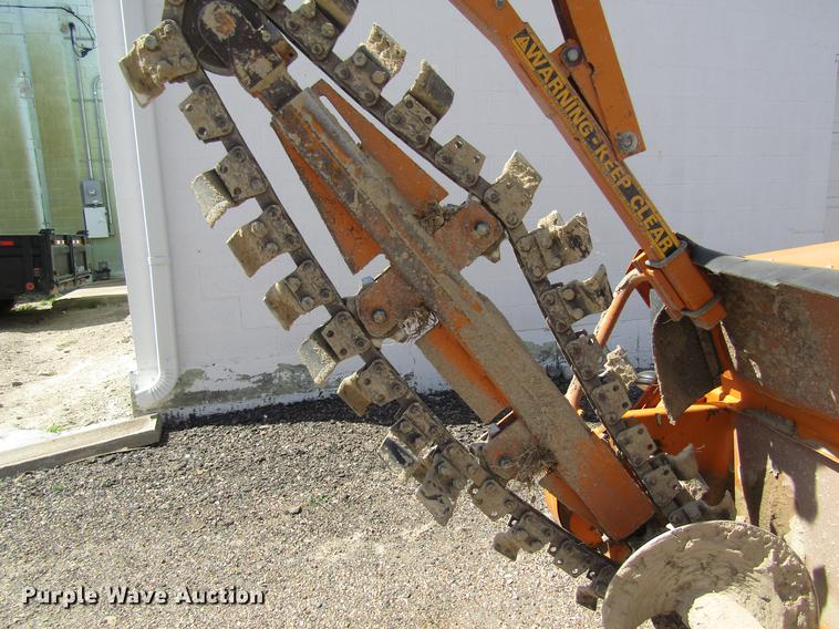 image for item DD8878 1979 Case 25+4 trencher