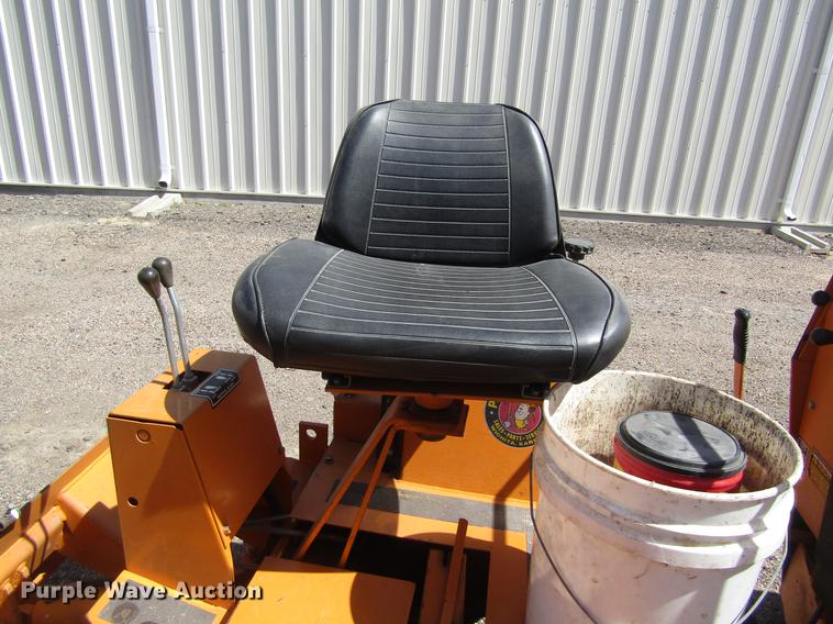 image for item DD8878 1979 Case 25+4 trencher