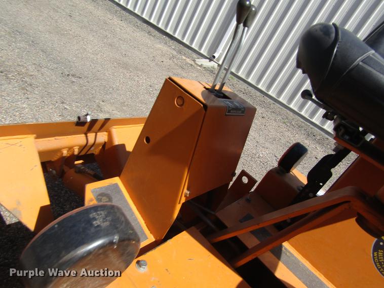 image for item DD8878 1979 Case 25+4 trencher