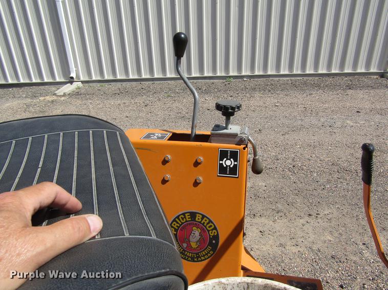 image for item DD8878 1979 Case 25+4 trencher