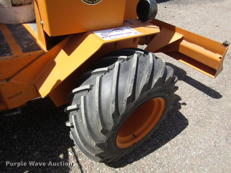 image for item DD8878 1979 Case 25+4 trencher